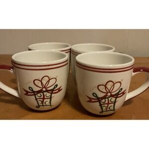 Set Of 4 Pier 1 Earthenware Christmas Present Coffee Mugs‎